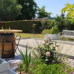 Hébergement de vacances Ema *